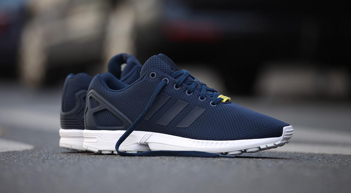 あおたけ adidas Originals ZX Flux 